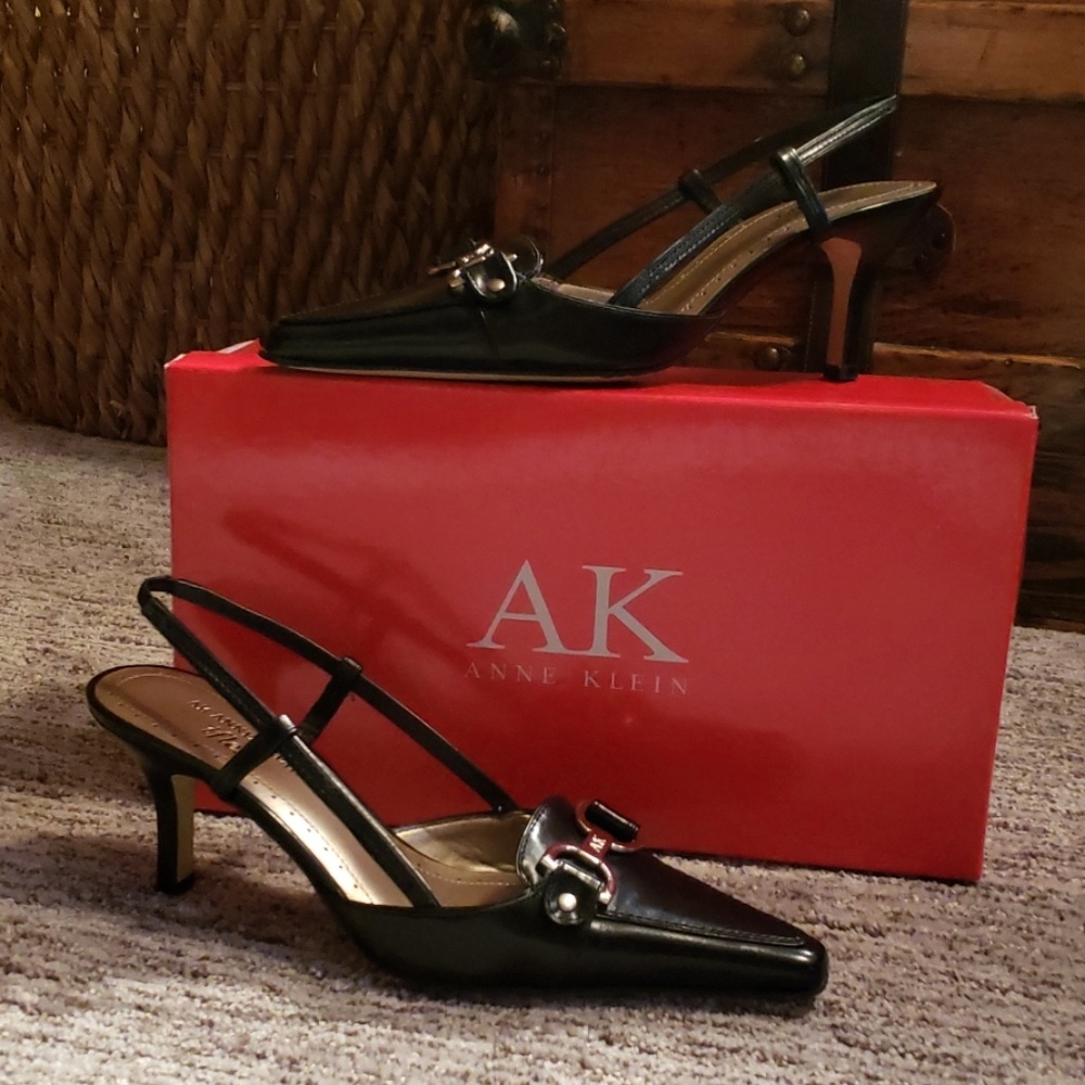 AK Anne Klein iflex heels